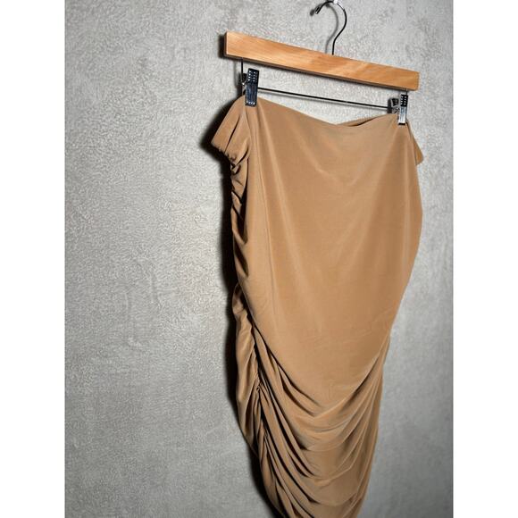 Express Women's Tan Strapless Ruched Bodycon Mini‎ Dress Lined Size XL NWT - Picture 2 of 8